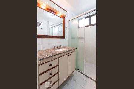 Banheiro Quarto Suíte de apartamento à venda com 1 quarto, 87m² em Cambuí, Campinas