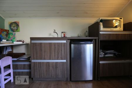 Sótão de casa para alugar com 3 quartos, 120m² em Jardim Ester, São Paulo