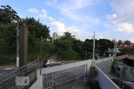 Vista da Suíte 01 de casa para alugar com 3 quartos, 120m² em Jardim Ester, São Paulo