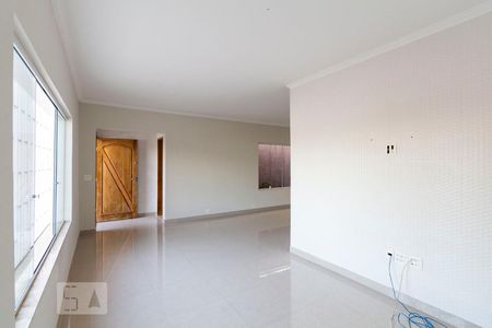 Sala de casa para alugar com 3 quartos, 150m² em Planalto Paulista, São Paulo