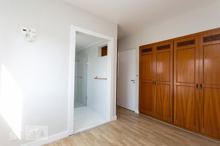 Suíte de apartamento para alugar com 2 quartos, 94m² em Sumaré, São Paulo