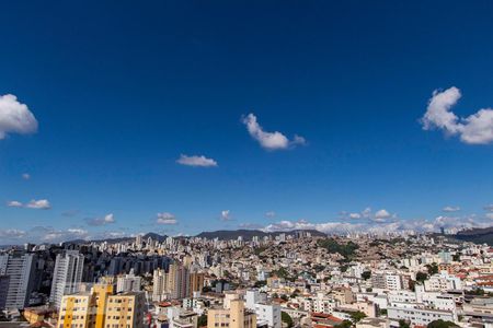 Vista Quarto 1 de apartamento à venda com 3 quartos, 80m² em Nova Suíssa, Belo Horizonte