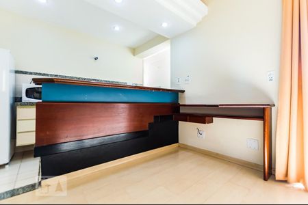 Sala de apartamento para alugar com 1 quarto, 49m² em Cambuí, Campinas