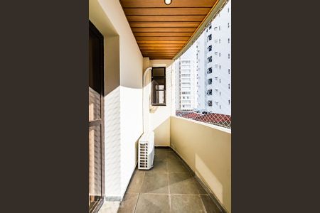 Varanda de apartamento para alugar com 1 quarto, 49m² em Cambuí, Campinas