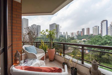 Varanda da sala de apartamento à venda com 3 quartos, 120m² em Vila Suzana, São Paulo