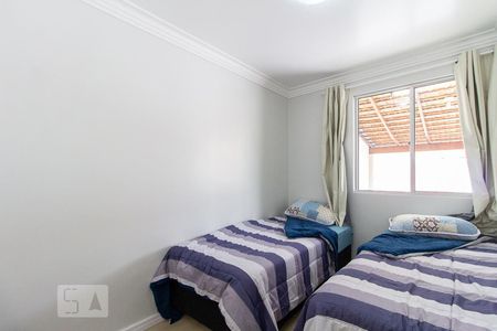 Quarto 1 de casa de condomínio para alugar com 2 quartos, 62m² em Cidade Industrial, Curitiba