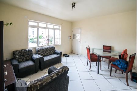 Sala de estar de apartamento à venda com 2 quartos, 73m² em Centro, São Leopoldo