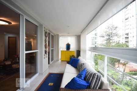 Varanda de apartamento para alugar com 3 quartos, 201m² em Jardim Fonte do Morumbi, São Paulo