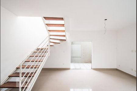 Sala de casa de condomínio para alugar com 3 quartos, 114m² em Vila Moinho Velho, São Paulo