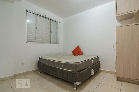 Quarto 1 de apartamento para alugar com 2 quartos, 70m² em Coqueiros, Florianópolis