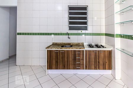 Cozinha de kitnet/studio para alugar com 1 quarto, 36m² em República, São Paulo
