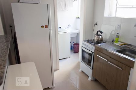Cozinha de apartamento para alugar com 1 quarto, 36m² em Cristo Redentor, Porto Alegre