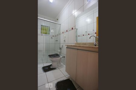 Banheiro Social de casa à venda com 2 quartos, 280m² em Cipava, Osasco
