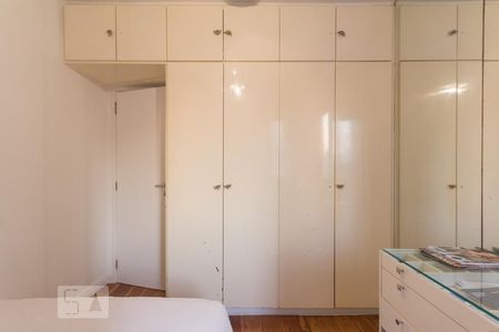 Apartamento para alugar com 144m², 4 quartos e 2 vagas Apartamento para alugar com 144m², 4 quartos e 2 vagasQuarto 3