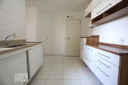 Cozinha de apartamento à venda com 3 quartos, 122m² em Rio Pequeno, São Paulo