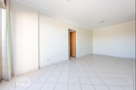 Sala de apartamento para alugar com 3 quartos, 111m² em Jardim Goiás, Goiânia