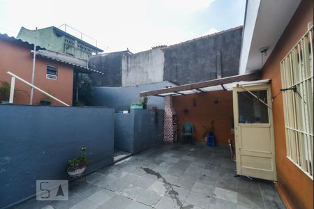 Quintal de casa à venda com 2 quartos, 80m² em Vila Antonieta, São Paulo