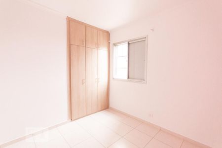 Quarto 2  de apartamento para alugar com 2 quartos, 50m² em Vila Vera, São Paulo