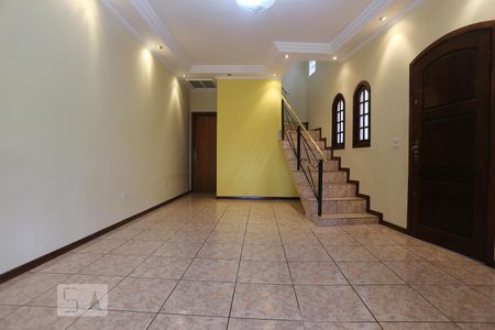 Sala de casa à venda com 3 quartos, 175m² em Vila Osasco, Osasco