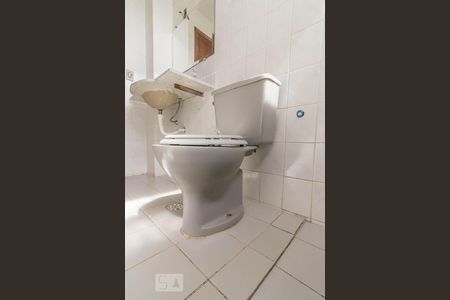 Banheiro de apartamento para alugar com 3 quartos, 100m² em Silveira, Belo Horizonte