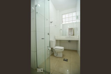 Banheiro social de apartamento à venda com 4 quartos, 150m² em Coração de Jesus, Belo Horizonte