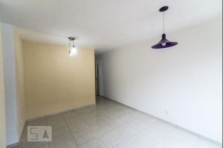 Sala de apartamento para alugar com 3 quartos, 58m² em Vila Bela, São Paulo