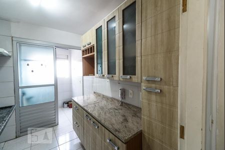 Cozinha de apartamento para alugar com 3 quartos, 58m² em Vila Bela, São Paulo