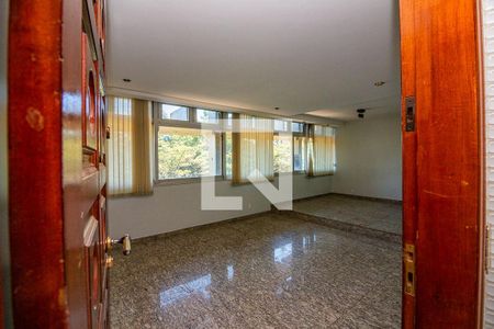 Entrada de apartamento para alugar com 3 quartos, 194m² em Asa Norte, Brasília