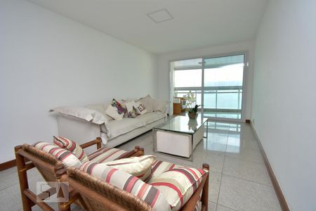 Sala  de apartamento para alugar com 4 quartos, 200m² em Ingá, Niterói