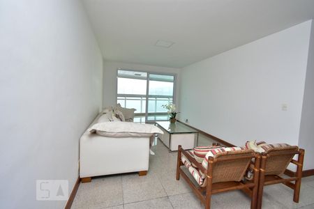 Sala  de apartamento para alugar com 4 quartos, 200m² em Ingá, Niterói