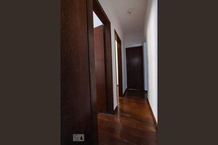 Corredor de apartamento à venda com 3 quartos, 93m² em Santa Rosa, Belo Horizonte