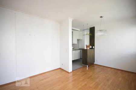 Sala de apartamento para alugar com 2 quartos, 55m² em Paraíso do Morumbi, São Paulo