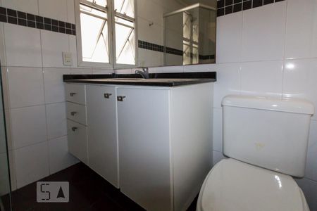 Banheiro de apartamento à venda com 2 quartos, 97m² em Jardim Paulista, São Paulo