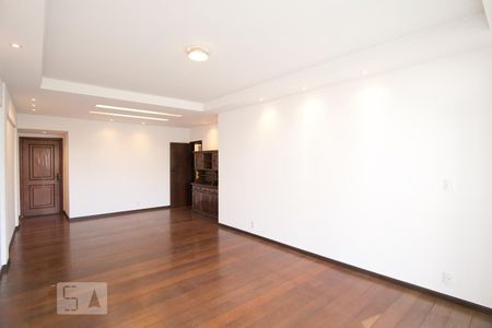 Sala de apartamento para alugar com 3 quartos, 131m² em Vila Isabel, Rio de Janeiro