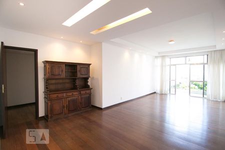 Sala de apartamento para alugar com 3 quartos, 131m² em Vila Isabel, Rio de Janeiro