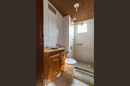 Banheiro de apartamento à venda com 2 quartos, 70m² em Olaria, Rio de Janeiro