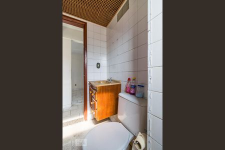 Banheiro de apartamento à venda com 2 quartos, 70m² em Olaria, Rio de Janeiro