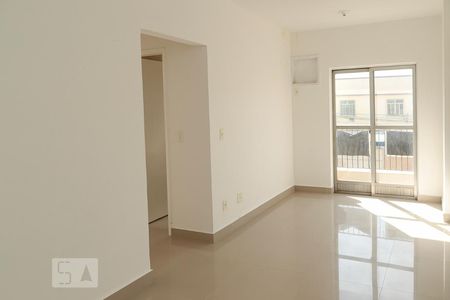 Sala de apartamento para alugar com 2 quartos, 55m² em Abolição, Rio de Janeiro