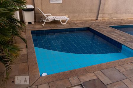 Apartamento à venda com 54m², 2 quartos e 1 vaga Apartamento à venda com 54m², 2 quartos e 1 vagaÁrea comum - Piscina