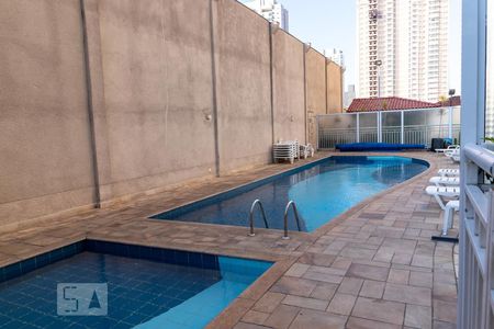 Apartamento à venda com 54m², 2 quartos e 1 vaga Apartamento à venda com 54m², 2 quartos e 1 vagaÁrea comum - Piscina