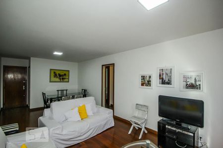 Sala de apartamento para alugar com 2 quartos, 70m² em Copacabana, Rio de Janeiro