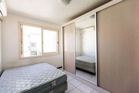Quarto 2 de apartamento à venda com 2 quartos, 56m² em Cristal, Porto Alegre