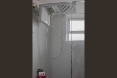 Chuveiro Banheiro Social de apartamento à venda com 2 quartos, 70m² em São Pedro, Belo Horizonte