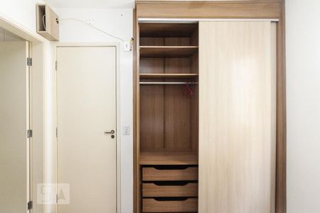 Apartamento para alugar com 76m², 3 quartos e 2 vagas Apartamento para alugar com 76m², 3 quartos e 2 vagassuite