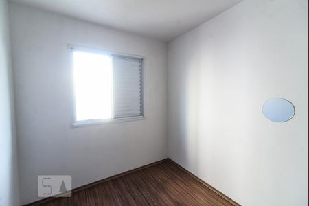 Quarto 2 de apartamento para alugar com 3 quartos, 66m² em Guaiaúna, São Paulo