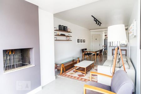 Sala de apartamento à venda com 2 quartos, 70m² em Petrópolis, Porto Alegre