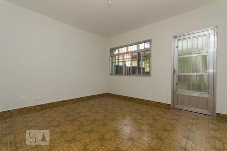 Sala de estar de casa para alugar com 3 quartos, 162m² em Chácara Inglesa, São Paulo