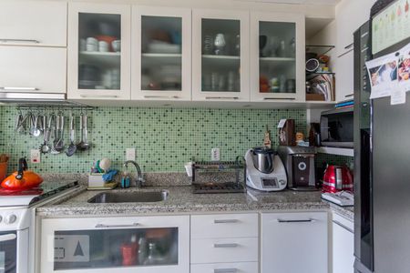 Cozinha de apartamento para alugar com 1 quarto, 50m² em Cristal, Porto Alegre