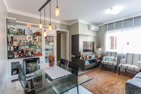 Sala de apartamento à venda com 1 quarto, 50m² em Cristal, Porto Alegre