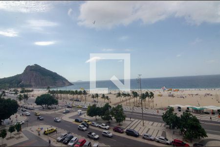 Vista de apartamento para alugar com 2 quartos, 75m² em Leme, Rio de Janeiro